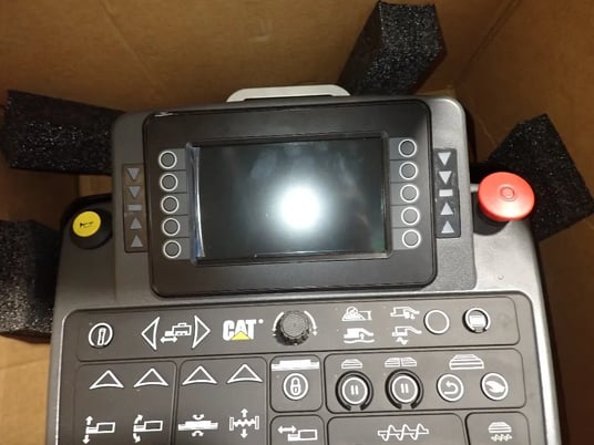 Caterpillar, 551-6330, Control - Image 2