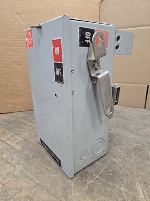 60 Amps, General Electric #FVK463R, flex-a-plug fusible bus pl, 600 Volts, 3PH, 4W, Style 4 - Image 6
