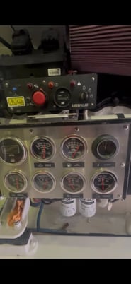 1825 HP @ 2300 RPM Caterpillar #C32, Marine Diesel Engine Package w/Twin Disc MGX-6599A Marine Gears, 2.03:1 - Image 5