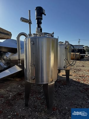 220 gallon Tank, 316 Stainless Steel, 40" diameter x 40" straight side, cone top, agitator, pneu valves (2 - Image 5