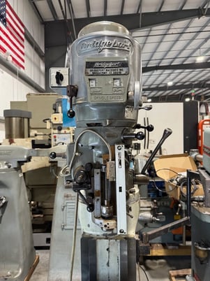 Bridgeport #Series-1, vertical mill, 9" x48"tbl., 2 HP, 32.5"X, 12" Y, 16" Z, 60-4200 RPM, R-8, AcuRite - Image 5