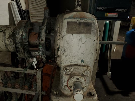 2" Royle, cold feed rubber extruder, 12:1 L/D, 15:1 G/B ratio, forced lube system, straight delivery head - Image 1