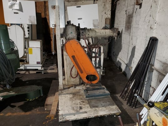 2" Royle, cold feed rubber extruder, 12:1 L/D, 15:1 G/B ratio, forced lube system, straight delivery head - Image 5