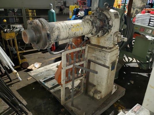 2" Royle, cold feed rubber extruder, 12:1 L/D, 15:1 G/B ratio, forced lube system, straight delivery head - Image 6