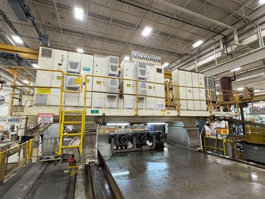 Cincinnati, 5-Axis CNC Gantry Profiler, 804" X, 164" Y, 28" Z, 3-Spindle, 30 HP, 3600 RPM, Fanuc 31iB5, 2017 - Image 2