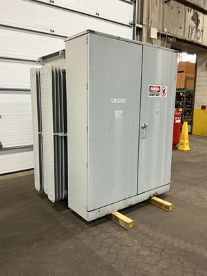 2000/2240 KVA 13800 Primary, 480Y/277 Secondary, General Electric, padmount transformer - Image 2