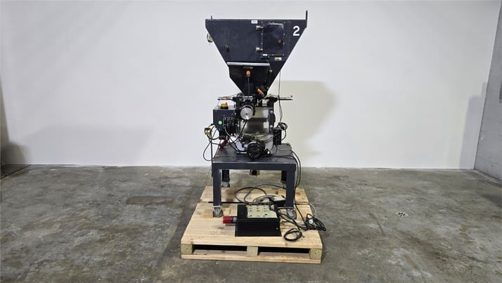 Maguire #WSB-220, 2 Component Gravimetric Blender w/Additive Feeder, 900-1000 lbs/hr, 4.4 lb. Batch Size, 120 - Image 1
