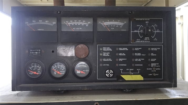 600 KW, Diesel Generator, Modine Heat Exchanger, 1232 hours, 2015 - Image 3