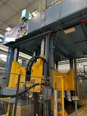 4000 Ton, Williams #H-4000-180-96, 4-post hydraulic downacting press, 60" stroke, 100" daylight, 40" Shut - Image 2