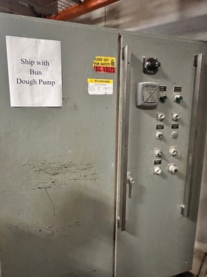 AMF 2000 Dough Pump W/ Control system - Image 7