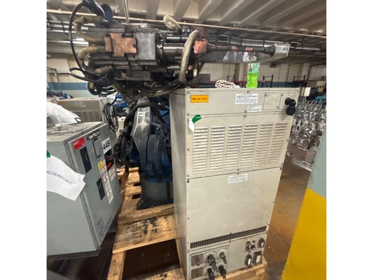 Yaskawa, Motoman ES165D, articulated robot, 2651mm reach, 165 kg, 6 axes, 2011 (2 available) - Image 2