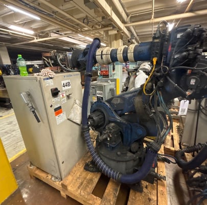 Yaskawa, Motoman ES165D, articulated robot, 2651mm reach, 165 kg, 6 axes, 2011 (2 available) - Image 9