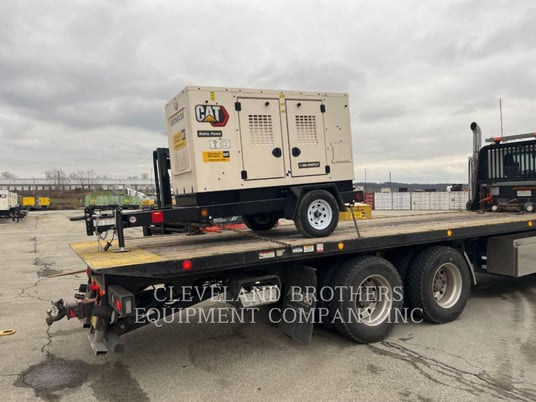 28 KW Caterpillar XQ 35, Diesel, 1800 RPM, 480V, 3990 hours, 2023 - Image 1