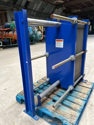 360-370 sq.ft., Mueller #AT25W, accu-therm semi-welded plate heat ex, 250 psi @ 200&deg;F, 800 GPM, 2010 - Image 7