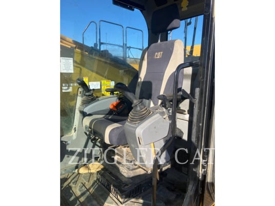 Caterpillar 374F, Excavator, 8557 hours, S/N: EBF20024, 2018 - Image 6