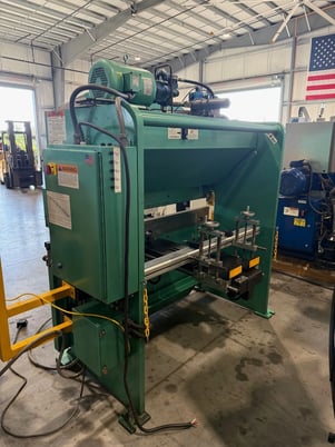 35 Ton, Piranha #3506, hydraulic press brake, 6' overall, 62" between housing, 4" stroke, 1-Axis CNC Back - Image 6
