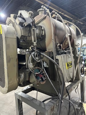 Henschel #HVD300, 300 liter plough mixer, 40 HP - Image 7