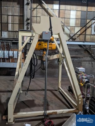 NBE, Bulk Bag Unloading Stand, w/Bag Hanger & Electric Hoist, 3800 lbs. capacity, 20 cu.ft. Receiver, 4" - Image 1