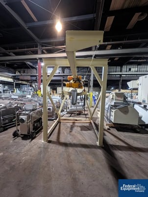 NBE, Bulk Bag Unloading Stand, w/Bag Hanger & Electric Hoist, 3800 lbs. capacity, 20 cu.ft. Receiver, 4" - Image 4