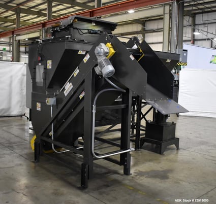 NBE, Bulk Tote Container Unloader, w/ Powered Roller & Cleated Incline Conveyor - Image 4