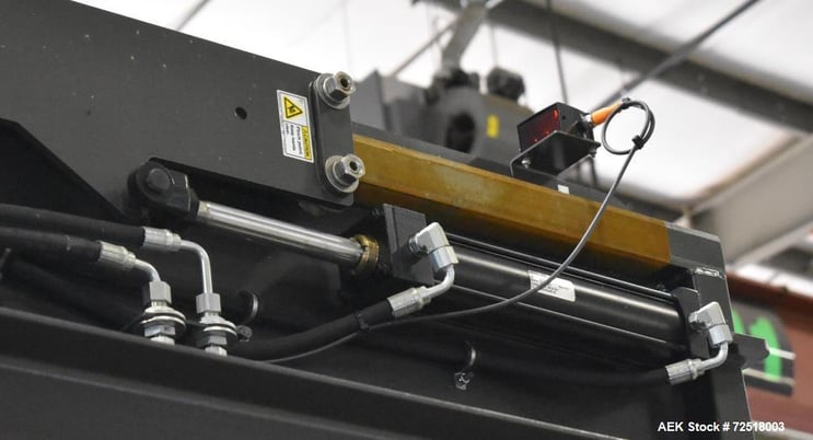 NBE, Bulk Tote Container Unloader, w/ Powered Roller & Cleated Incline Conveyor - Image 8