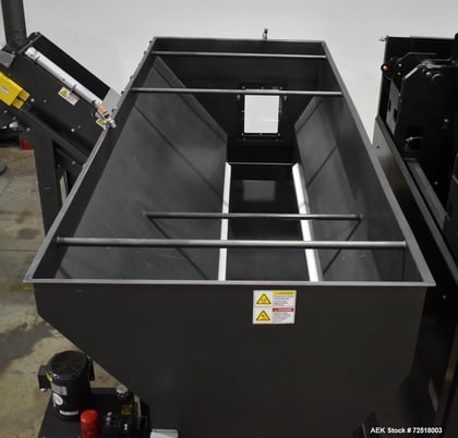 NBE, Bulk Tote Container Unloader, w/ Powered Roller & Cleated Incline Conveyor - Image 10