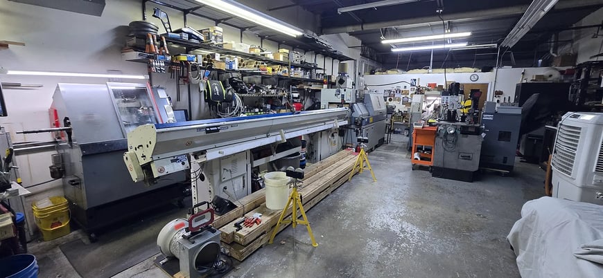 Star #SR-32J, swiss lathe, 1.25" diameter, Imeca Boss 432 barloader, chip conveyor, 2005 - Image 2