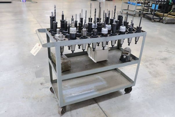 Caterpillar 50 assorted tool holders in cart (36 available) - Image 6