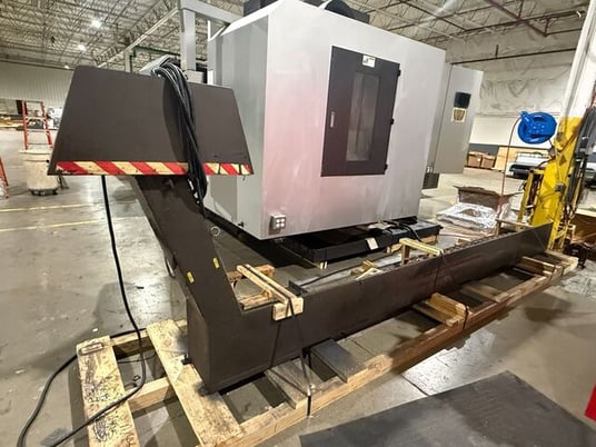 Toyoda #BM-1600, CNC vertical machining center, 3-Axis, Fanuc 18iMB, 63" X, 31.5" Y, 31.5" Z, 6000 RPM, 30 - Image 7