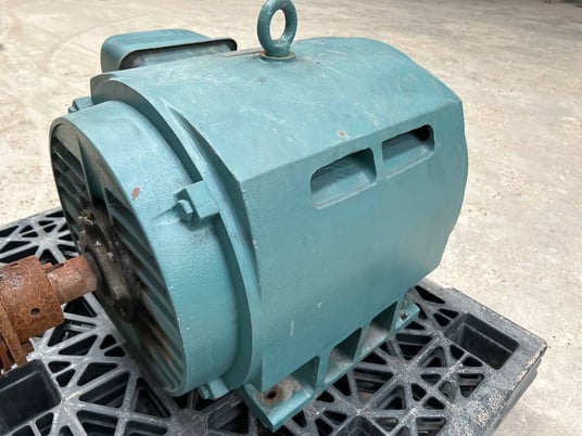 200 HP 3565 RPM Ram Industries, Electric Motor, Frame 444TS, 470/235 amps, 230/460 Volts - Image 5