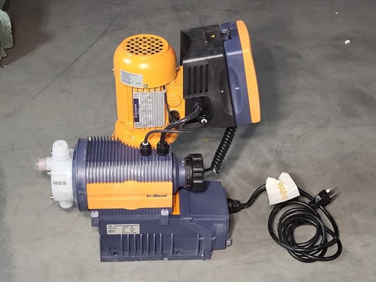 Prominent #S1CBH12017PVTS000UD110S0EN, Metering Pump Sigma X Control, 21 l/h dosing rate, 145 psi, 0.11 KW - Image 1