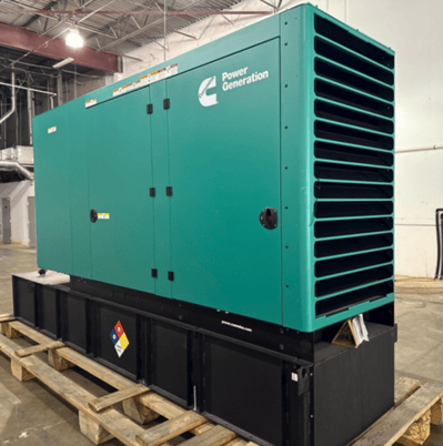 200 KW Cummins #C200D6D, Commercial Diesel Generator, 1800 RPM, 351 gallon fuel tank, 120/208 Volts, 3PH - Image 3