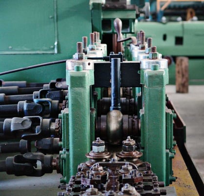 1/2" Yoder #W15, ERW, reducing mill, 9-pass (W15), f/refig.tubes, 2500 lb.dbl.unc, #1166 - Image 3