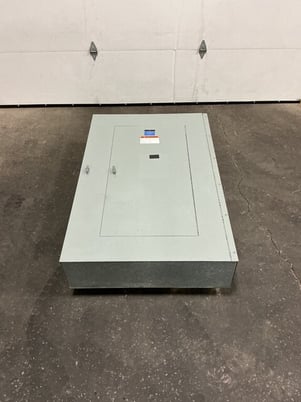 600 Amp. General Electric, CCB, panelboard, 4W, 277/480Y Volts, 3 phase - Image 2