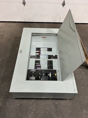 600 Amp. General Electric, CCB, panelboard, 4W, 277/480Y Volts, 3 phase - Image 7