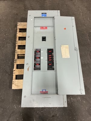 400 Amp. General Electric, NHB, panelboard, 4W, 277/480Y Volts, 3 phase - Image 3