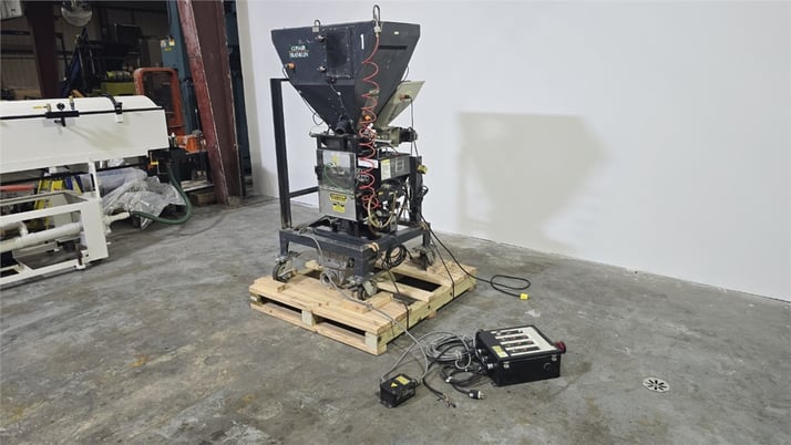 Conair #GB22X, gravimetric blender w/ additive feeder, 900-1000 lb/hr., 2 component - Image 1