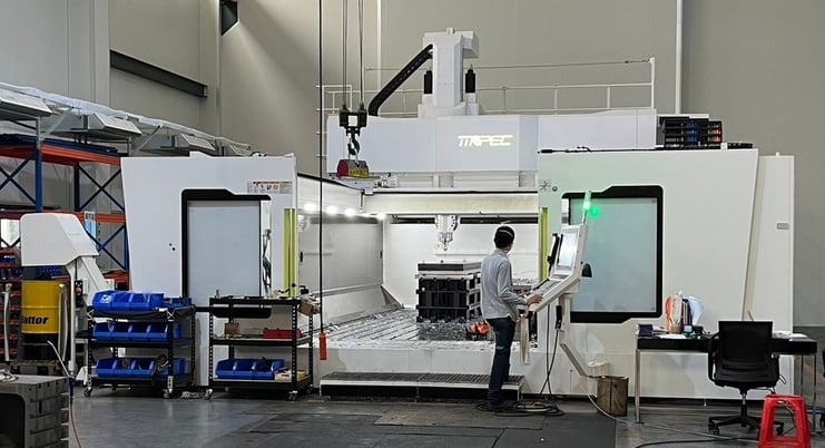 Apec #G3060-5L, 5-Axis Double Column Gantry Mill, 236.6" X Travel, 118.1" Y Travel, 39.3" Z, 15000 RPM, 40 - Image 1