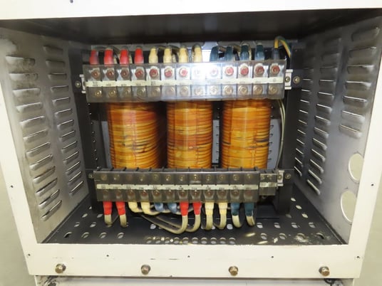 40 KVA 220 Primary, 480 Secondary, Gomi, Electric Enclosed Transformer, 3PH - Image 2