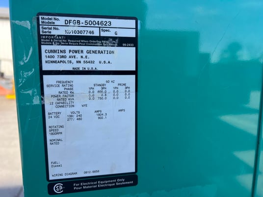 600 KW Onan, Cummins #VTA-28-G5, diesel generator set, open skid, 277/480 Volts, 225 hours, 2001 - Image 6