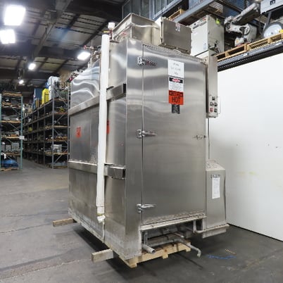 Douglas #2566-SCSGRP, Stainless steel walk-in rack batch washer, 38" W x 84" H x 72" D - Image 1