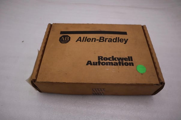 Allen-Bradley Bradley 1746-NIO4I SLC 500 Analog Output Module - NEW - STOCK 5187CC - Image 1