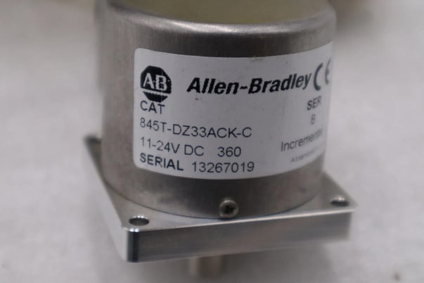 New Allen-Bradley bradley 845t-dz33ack-c encoder ser.a 845tdz33ackc stock 3843cc - Image 2