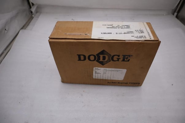 Dodge 023339 P2B-DI-203R Double Interlock Pillow Block Bearing Unit STOCK 5224CC - Image 1