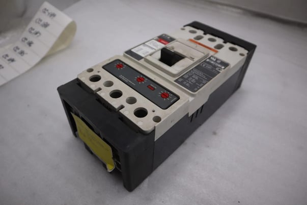 New OPEN BOX EATON HMCP400Y5C Ser C Motor Circuit Protector STK CC178 - Image 4
