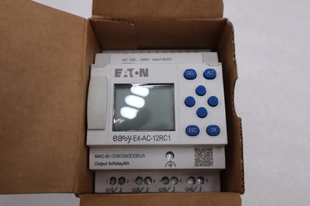 NEW OPEN BOX EATON MOELLER SERIES EASY-E4-AC-12RC1 Control Relay STK K-3965CC - Image 1