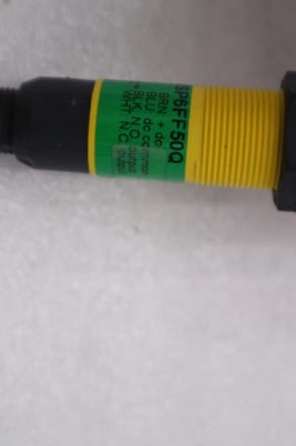 BANNER S18SP6FF50Q Photoelectric Sensor STOCK H1580A - Image 3