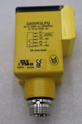 BANNER ENGINEERING Q45VR3LPQ Photoelectric Sensor STOCK H841A - Image 1