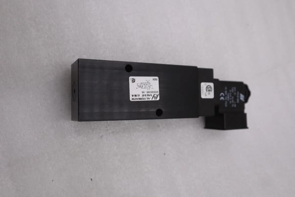 NEW OPEN BOX Automatic Valve D2003ACWR-AA Series Namur Valve STK K2995CC - Image 3