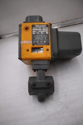 New Maxon 1.5" 5000 0 Natural Gas Shut Off Valve 70 PSI 115 Volt Trim 1-1 6 Sec - Image 4